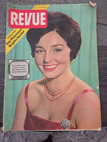 Revue zeitschrift zeitung - revue,